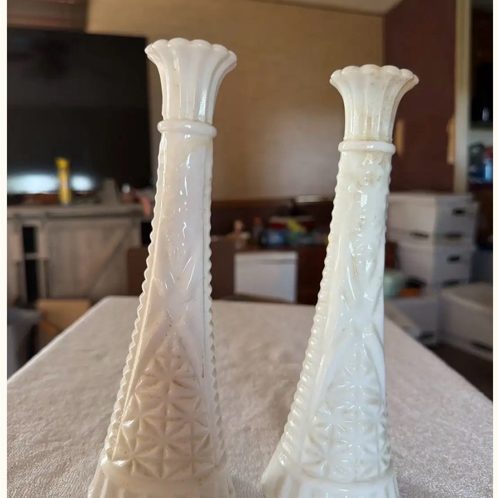 Anchor Hocking White Milk Glass Bud Vase Pair